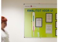 Magnetic thermometer on a visualisation board